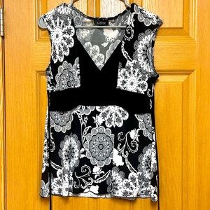 Blouse by A byer size L
